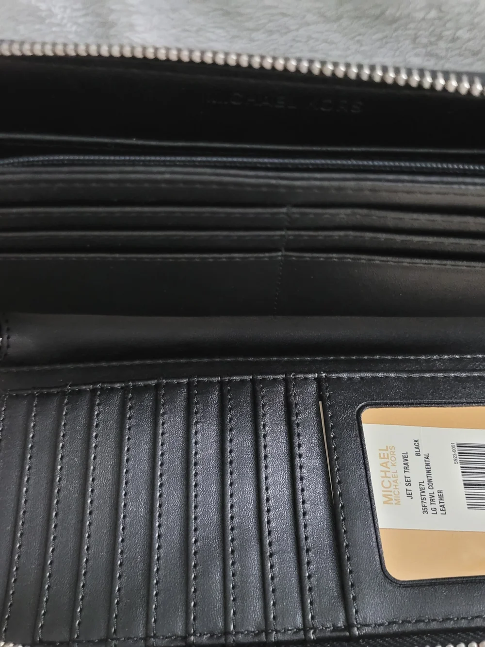Michael Kors Jet Set Travel LG Continental Wallet Black Leather